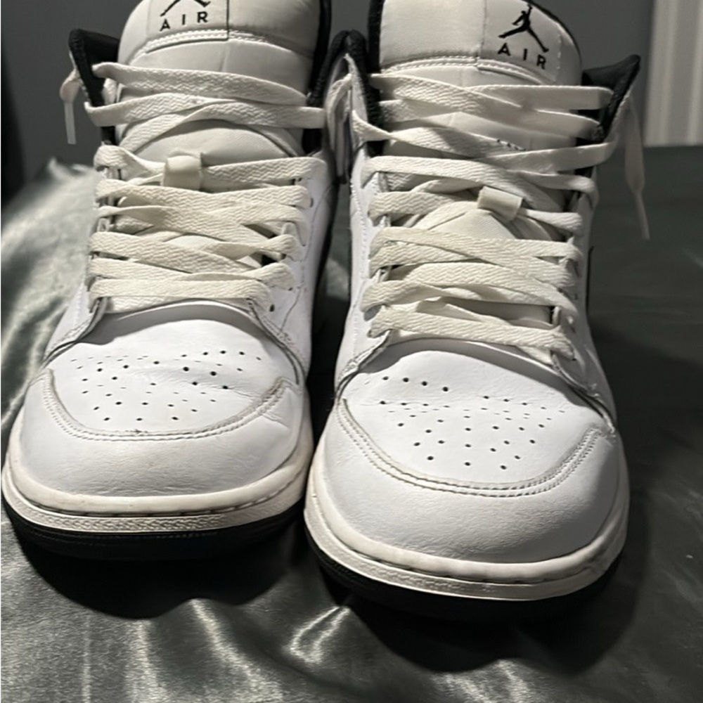 Nike Air White and Black Athletic Shoes